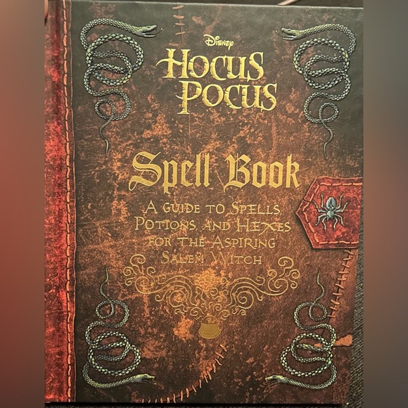 The Hocus Pocus Spell Book by Eric Geron (2022, Hardcover) - Picture 1 of 2